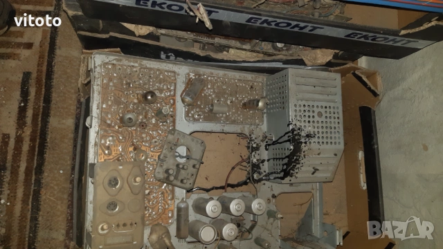 Стара електроника, снимка 11 - Антикварни и старинни предмети - 53444375