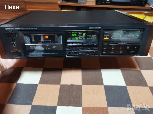 Продавам ONKYO TA-2360   3 HEAD    с оригиналните  дървени страници