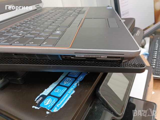 Лаптоп Latitude i5-2420M / 15,6", снимка 7 - Лаптопи за дома - 54117289