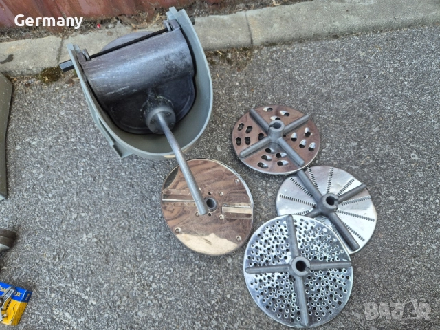 Krefft немска професионална месомелачка зеленчукорезачка кутер, снимка 16 - Други машини и части - 51435163