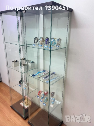 Стъклени витрини за часовници и бижута и въртяща се витрина, снимка 4 - Стелажи и щандове - 52296411