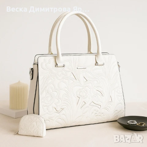Елегантна дамска чанта с флорален релеф, снимка 3 - Чанти - 50660003