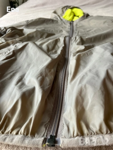 Преходно яке Benetton , снимка 6 - Детски якета и елеци - 51999923