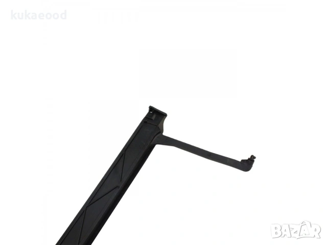 Лайстна за люк на Mercedes E-Class W124, снимка 4 - Части - 54081140