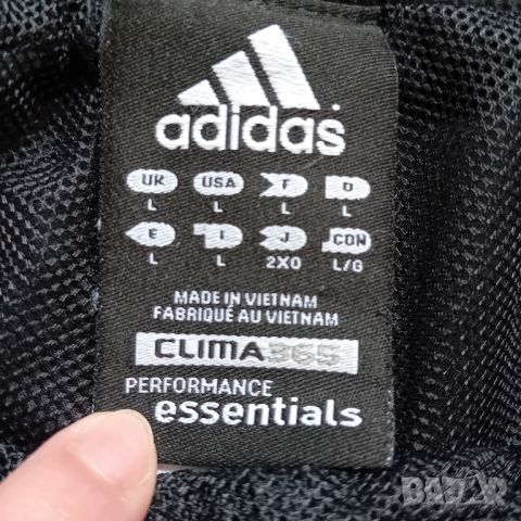 Бермуди Adidas, снимка 6 - Къси панталони - 45808219