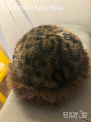 Дамска шапка, снимка 4 - Шапки - 53236472