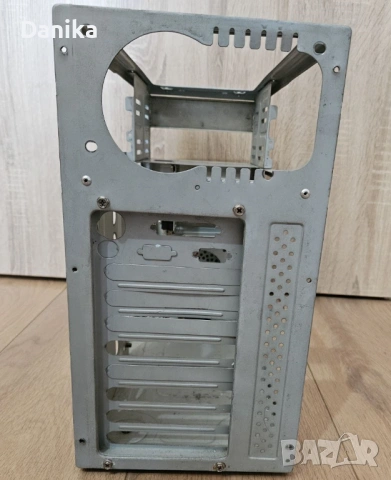 Ретро AT компютърна кутия 286 386 486 Pentium MMX K6-2, снимка 4 - Захранвания и кутии - 53844459