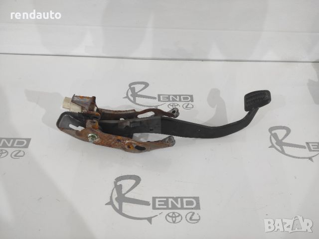 Спирачен педал за Toyota Corolla E18 2013-2019 1ZR , снимка 1 - Части - 45238103