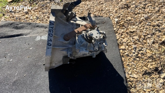 Скоростна кутия Toyota Aygo 1.0 i 68к.с. Тойота Айго 2010г., снимка 4 - Части - 53098077