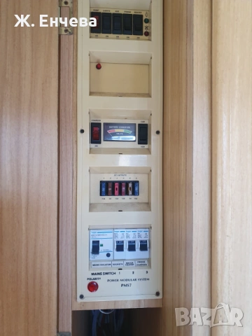 Каравана SWIFT, къса за двама човека, снимка 7 - Каравани и кемпери - 53934142