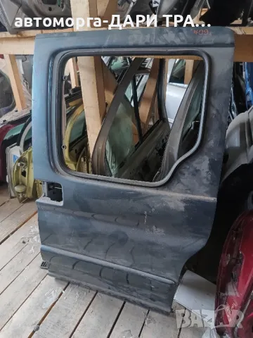Врата задна лява плъзгаща за Ситроен Берлинго 2006г