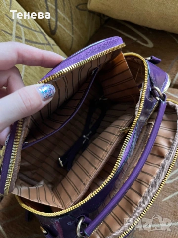 Лилава лачена дамска чанта , снимка 5 - Чанти - 53402288