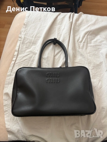 Оригинална чанта Miu Miu Beau от естествена телешка кожа