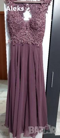 Дълга официална рокля с цепка М