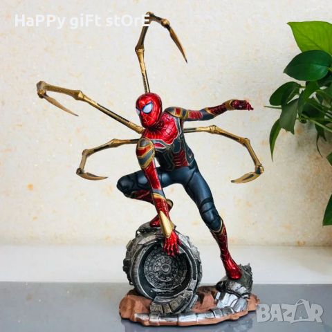 Статуетка Marvel: Спайдър-Мен - Spider Man (hero Collection), екшън фигура 24 cm , снимка 6 - Фигурки - 46481457