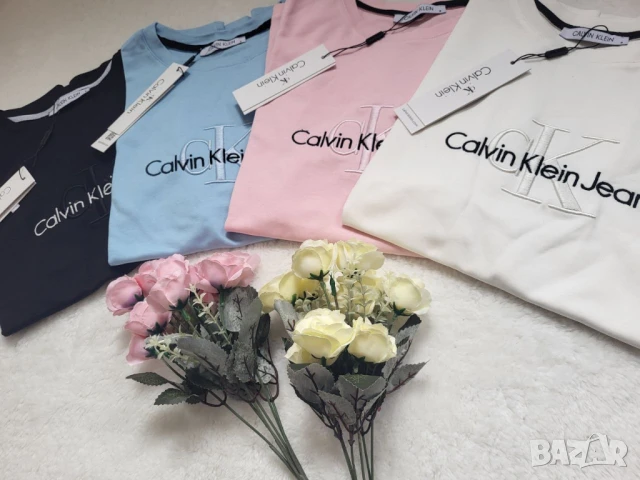 дамски тениски calvin klein , снимка 5 - Тениски - 51220305