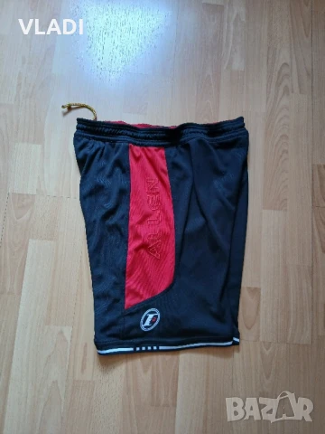Nba Allan Iverson, снимка 2 - Къси панталони - 40590957