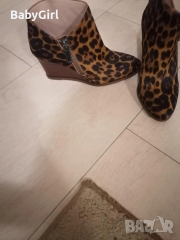 Дамски боти естествена кожа