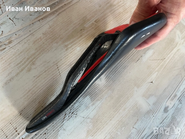 Карбонова седалка ASTUTE STAR, снимка 6 - Аксесоари за велосипеди - 52421136