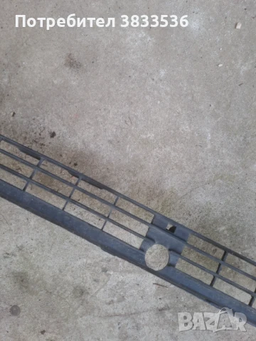 Декорстивна решетка между бронята и престилката на Vw Holf & Jetta Mk2 за тясна броня, снимка 3 - Части - 51044182