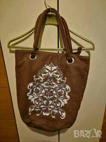 чанта с принт