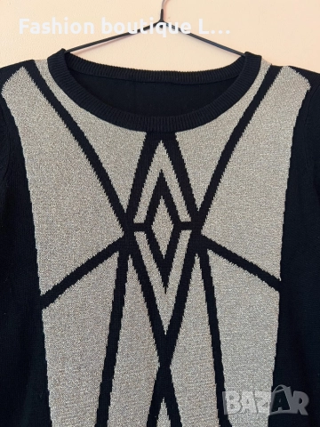 Уникална есенна рокля с дълъг ръкав и златни геометрични фигури отпред М размер 🖤, снимка 3 - Рокли - 51579673