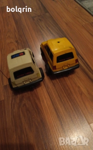 Два броя стари български електрически играчки джип. , снимка 2 - Колекции - 52927241