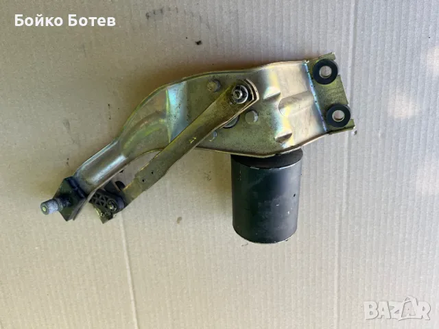 Двигател на чистачките, отпред за FIAT Panda type 141A, снимка 2 - Части - 50419683