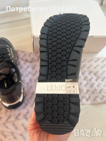 Оригинални маратонки и боти и обувки на ток Liu Jo, Guess, Michael Kors, снимка 11 - Маратонки - 52175621