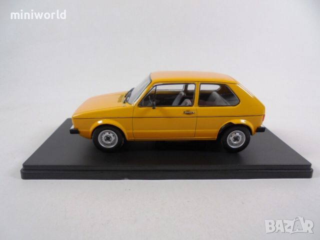 Volkswagen Golf 1 Caribe - мащаб 1:24 на Salvat моделът е нов в блистер VW, снимка 3 - Колекции - 43116521