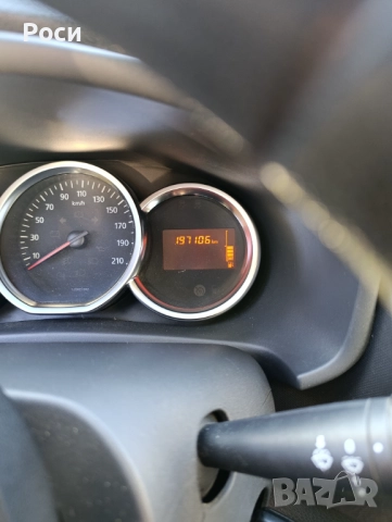 Продавам Дачия Сандеро , снимка 3 - Автомобили и джипове - 52804578