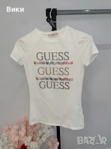 Тениска Guess размер S, снимка 2 - Тениски - 49890261