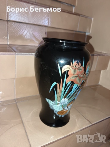 Италианска порцеланова ваза, снимка 2 - Вази - 53754940