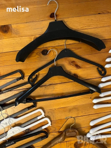 Закачалки, всичко от снимката за 7.50€, снимка 5 - Други стоки за дома - 53380585