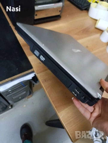 Лаптоп Packard bell easynote b3529d, снимка 4 - Лаптопи за работа - 53248893