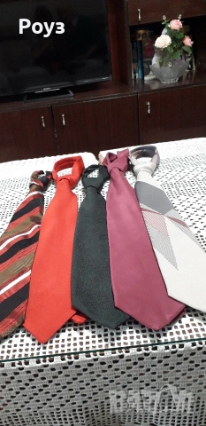Продавам вратовръзки 