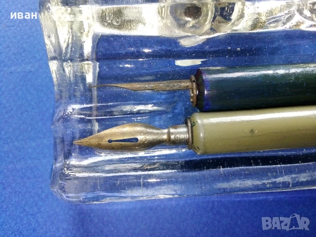 Стара стъклена мастилница + две писалки, снимка 8 - Антикварни и старинни предмети - 50486629