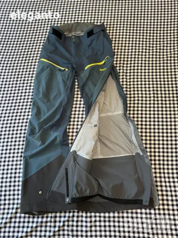 Мъжки хардшел панталон Bergans Senja 3L Pants Orion Blue 2023 размер С, снимка 8 - Спортни дрехи, екипи - 46916328