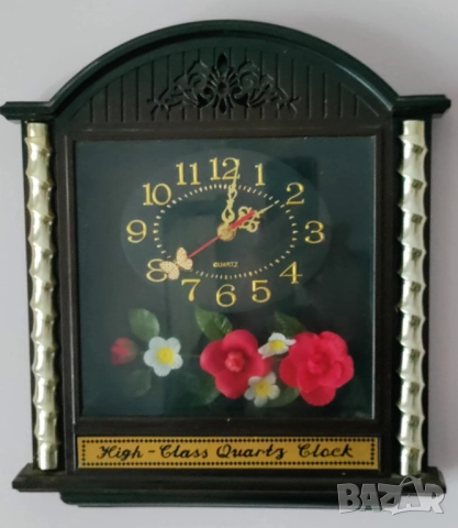 Стенен часовник с мелодии