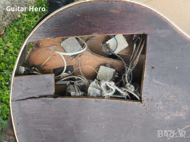 Стара Електрическа джаз китара за реставрация, снимка 5 - Китари - 53141895