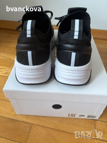 Дамски маратонки Guess, снимка 5 - Маратонки - 51794625