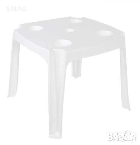 Бяла пластмасова маса с отвор за чадър 44x44x39cm, снимка 1 - Градински мебели, декорация  - 45503657