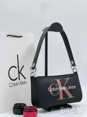 дамски чанти Calvin Klein , снимка 14 - Чанти - 46877375