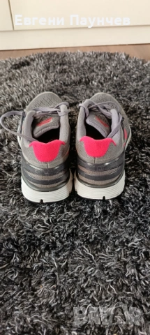 Дамски маратонки Nike в размер 39 в сиво и розово , снимка 4 - Маратонки - 53469898