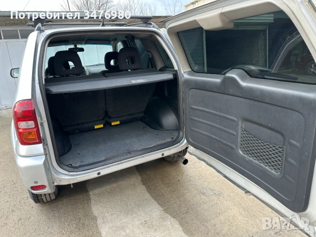 Toyota RAV4 2004г D4D, снимка 6 - Автомобили и джипове - 53632892