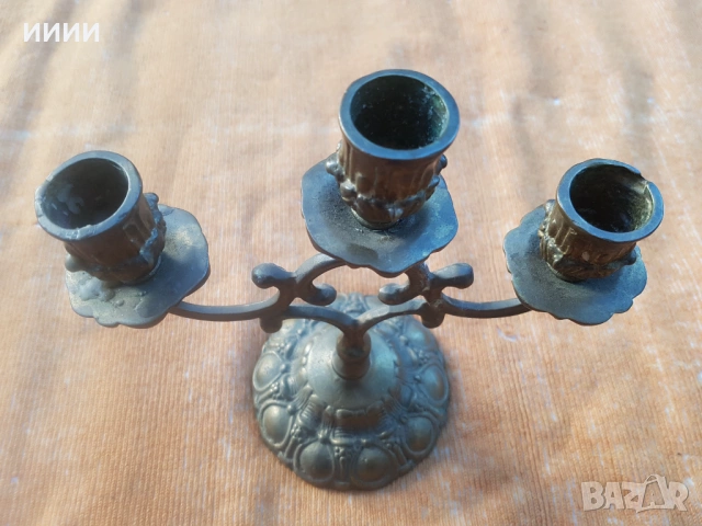 Бронзов свещник тройка