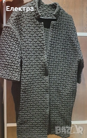 Черно дамска палто М-Л размер. 