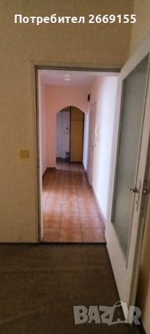 Просторен и светъл 2-стаен апартамент, кв. Дружба, бл. 41, снимка 9 - Апартаменти - 54146630