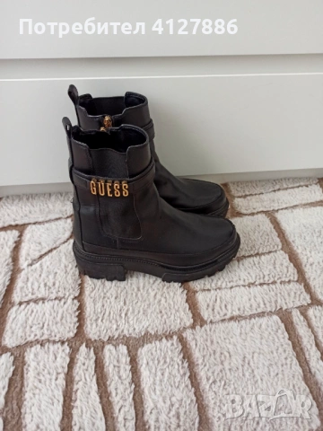 Дамски боти Guess