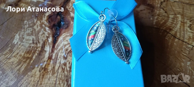 Нежен модел обеци - във форма на листа